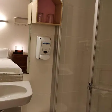 بيت ضيافة Easo 4*